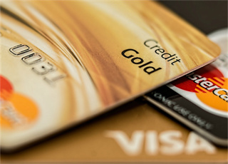 信用卡有欠款但已销户怎么办？