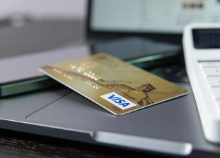 信用卡拒收后退回银行安全吗